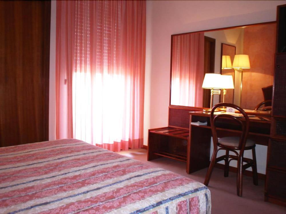 Gallia Club Hotel Cesenatico Luaran gambar
