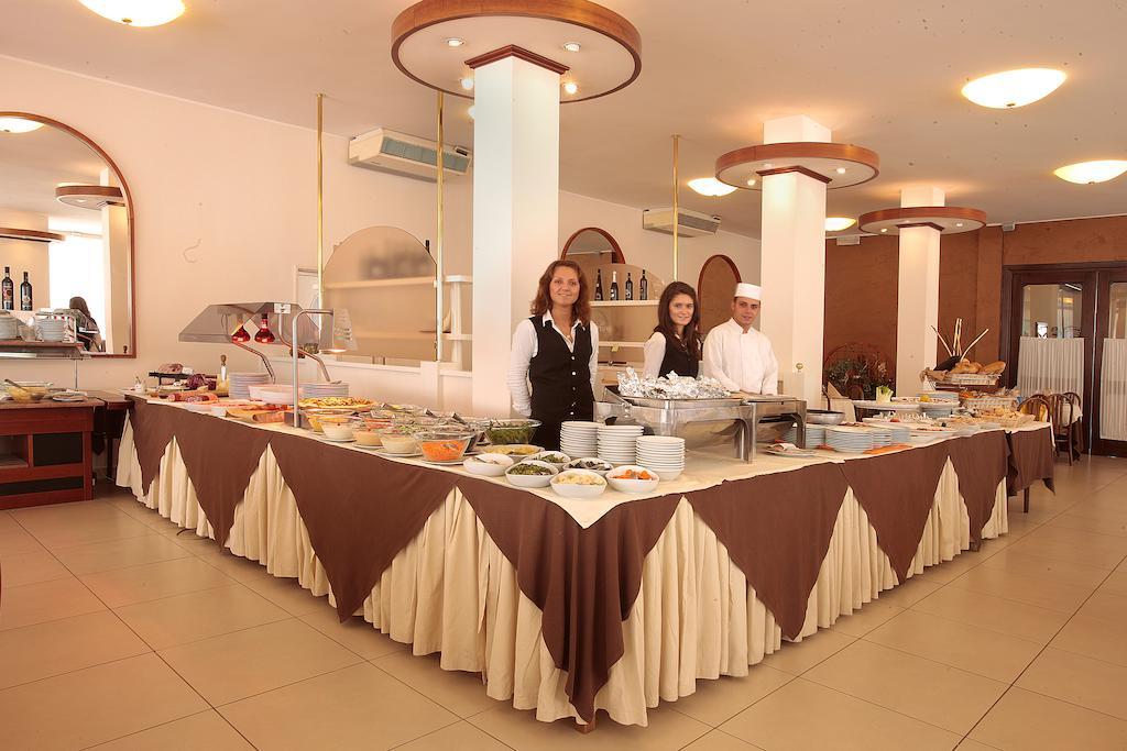 Gallia Club Hotel Cesenatico Luaran gambar