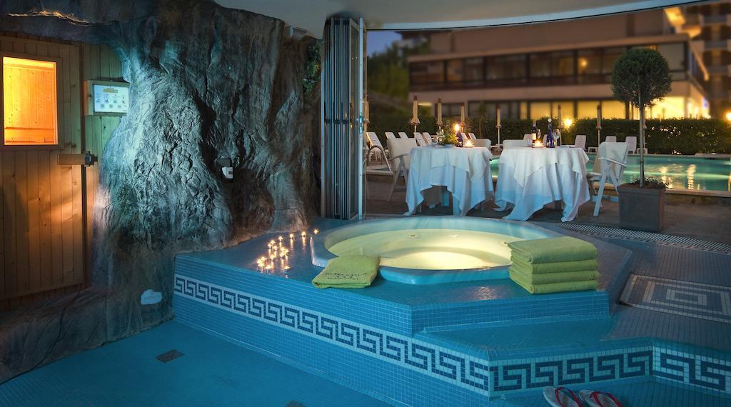 Gallia Club Hotel Cesenatico Luaran gambar